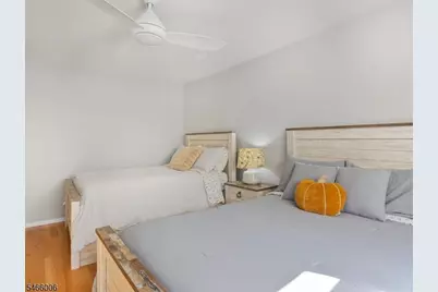 8613 Brittany Dr, Wayne, NJ 07470 - Photo 26