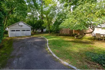 45 Undercliff Rd, Millburn, NJ 07041 - Photo 30
