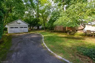 45 Undercliff Rd, Millburn, NJ 07041 - Photo 30