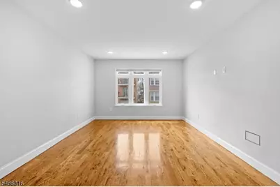 19 Shaw Ave #1, Newark, NJ 07112 - Photo 8