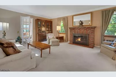 179 Oaks Road, Long Hill Township, NJ 07946 - Photo 4