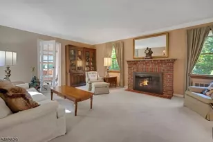 179 Oaks Rd, Long Hill Township, NJ 07946 - Photo 4