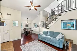 56 Bentley Ct, Bedminster Township, NJ 07921 - Photo 4