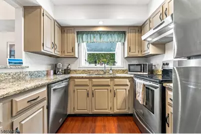 56 Bentley Ct, Bedminster Township, NJ 07921 - Photo 12