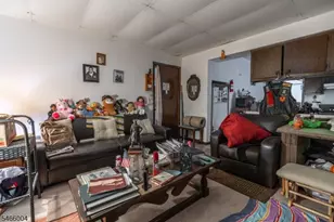 83 E Centre St, Nutley, NJ 07110 - Photo 14