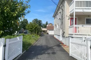 31 Meade St, West Orange Township, NJ 07052 - Photo 12