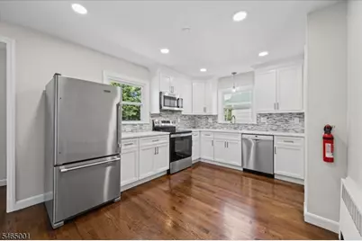 4 Rambler Dr, Bridgewater, NJ 08807 - Photo 8