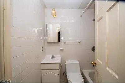 21 Park Ave, Caldwell, NJ 07006 - Photo 16