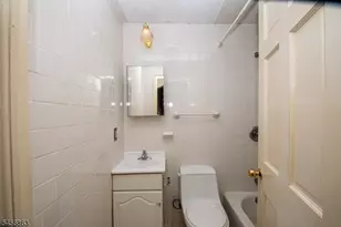 21 Park Ave, Caldwell, NJ 07006 - Photo 16