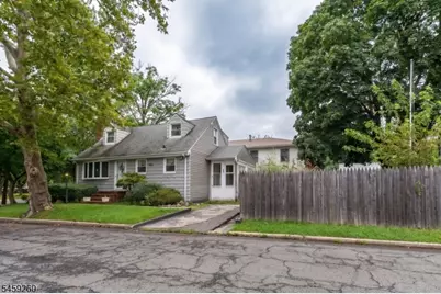 1356 Lambert St, Rahway, NJ 07065 - Photo 22