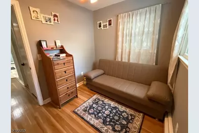 334 N 4th Ave, Hawthorne, NJ 07506 - Photo 10