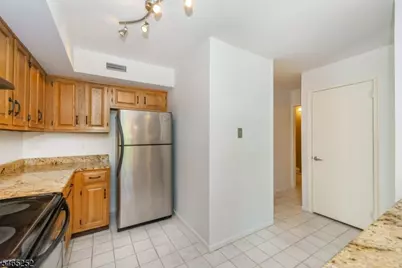 4 Danbury Ct, Bedminster Township, NJ 07921 - Photo 16