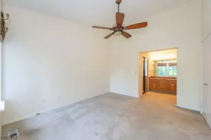 4 Danbury Ct, Bedminster Township, NJ 07921 - Photo 10