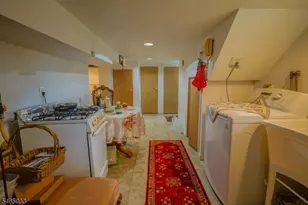 925 Summit St, Linden, NJ 07036 - Photo 16