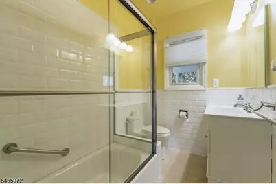 18 Halsted St, Verona, NJ 07044 - Photo 22