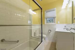 18 Halsted St, Verona, NJ 07044 - Photo 22