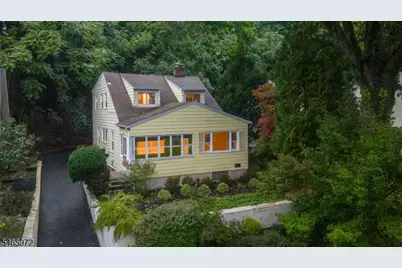 18 Halsted St, Verona, NJ 07044 - Photo 1