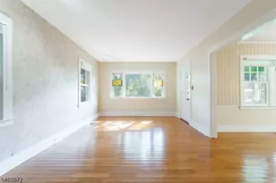 18 Halsted St, Verona, NJ 07044 - Photo 12