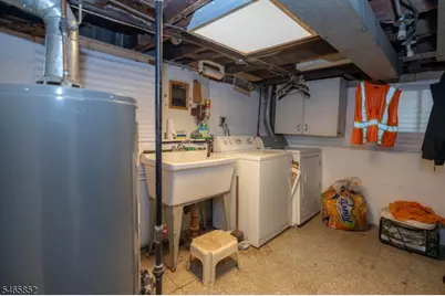 315 Pearsall Ave, Jersey City, NJ 07305 - Photo 22