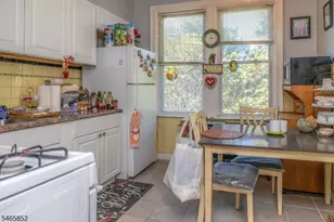 315 Pearsall Ave, Jersey City, NJ 07305 - Photo 16