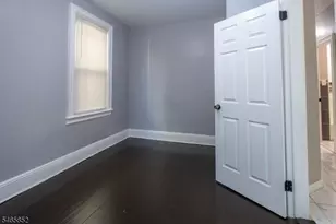 315 Pearsall Ave, Jersey City, NJ 07305 - Photo 8