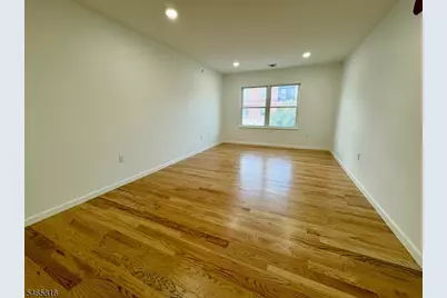 12-55 River Rd, Fair Lawn, NJ 07410 - Photo 4