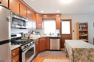 439 Wheaton Rd, Union Township, NJ 07083 - Photo 4