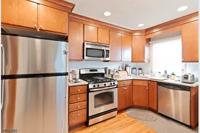 439 Wheaton Rd, Union Township, NJ 07083 - Photo 2