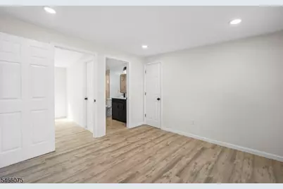 728 Glen Rd, Sparta Township, NJ 07871 - Photo 12