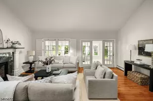 7 Dexter Dr N, Bernards Township, NJ 07920 - Photo 4