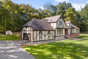 40 Woodland Rd, Franklin, NJ 07416 - Photo 2