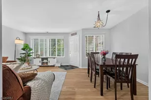 76 Encampment Dr, Bedminster Township, NJ 07921 - Photo 4