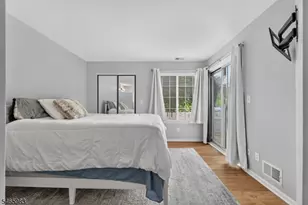 76 Encampment Dr, Bedminster Township, NJ 07921 - Photo 10