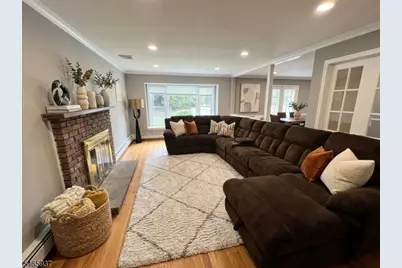 10 Jensen Ct, Chatham Township, NJ 07928 - Photo 2