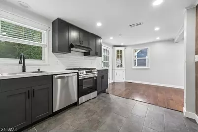 529 Richfield Ave, Kenilworth, NJ 07033 - Photo 8
