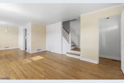 1118 W Henry St, Linden, NJ 07036 - Photo 8