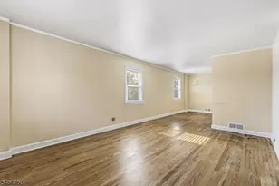 1118 W Henry St, Linden, NJ 07036 - Photo 6