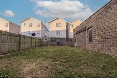 658 Magnolia Ave, Elizabeth, NJ 07206 - Photo 38