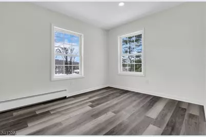 70 Lake Wallkill Rd, Vernon, NJ 07461 - Photo 28