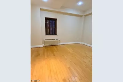70 S Munn Ave #1008, East Orange, NJ 07018 - Photo 6