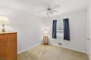 27 Salem Dr, Hanover Township, NJ 07981 - Photo 18