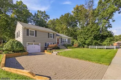 27 Salem Dr, Hanover Township, NJ 07981 - Photo 2