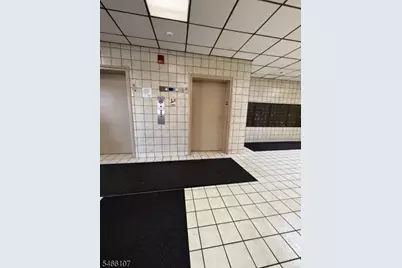 10 N Wood Ave #301, Linden, NJ 07036 - Photo 2