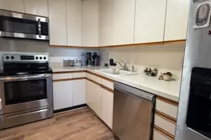 10 N Wood Ave, Linden, NJ 07036 - Photo 12
