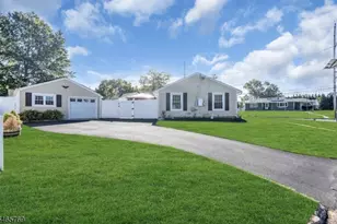 515 E Main St, Bridgewater, NJ 08807 - Photo 22