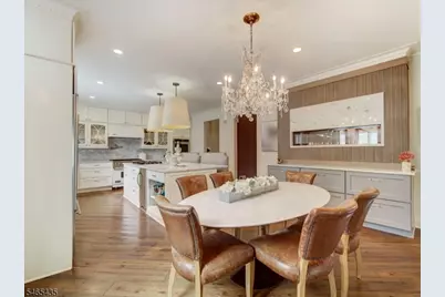 34 Jarombek Dr, Montville Township, NJ 07082 - Photo 10