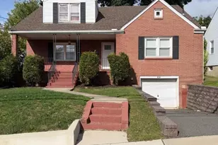 424 Greylock Pkwy, Belleville, NJ 07109 - Photo 2