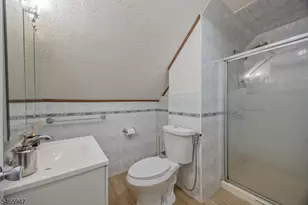 14 Farmingdale Ave, Bloomfield, NJ 07003 - Photo 20
