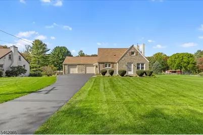 321 Fairmount Rd, Washington Township, NJ 07853 - Photo 4