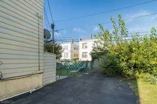 93 Telford St, East Orange, NJ 07018 - Photo 6